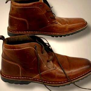 Men's Size 10.5 CROWN VINTAGE Renton Tan Brown Leather Chukka Boots